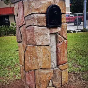 Stone Work Mailbox